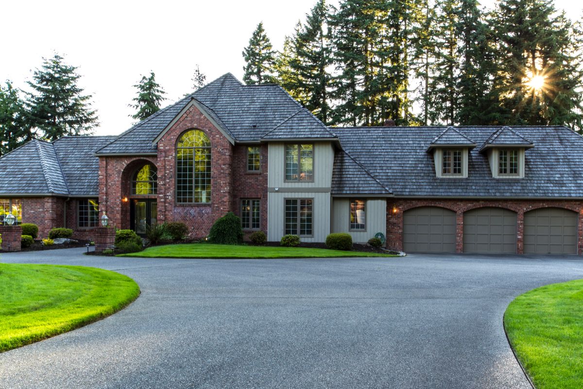 Is a Concrete Driveway the Best Choice for Your Home?